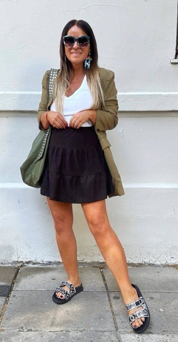 Producto - Pollera Rita negro