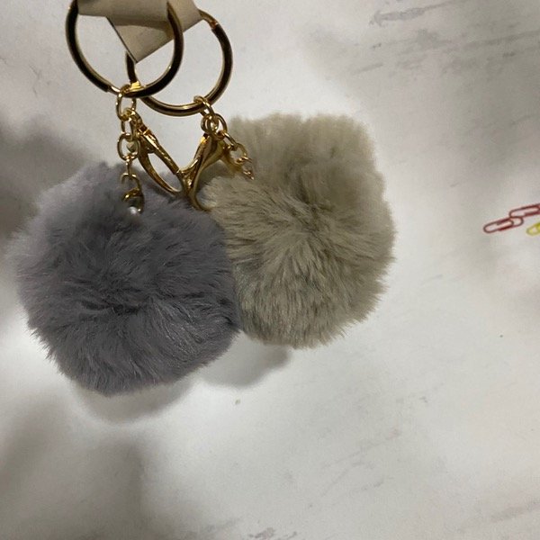 Producto - Llaveros pompom