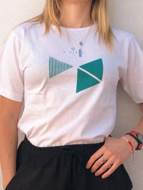 Producto - Remera Unisex Geométrica