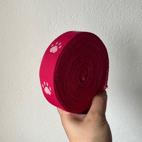 Producto - CINTA MOCHILERA MASCOTA ROSA HUELLITA