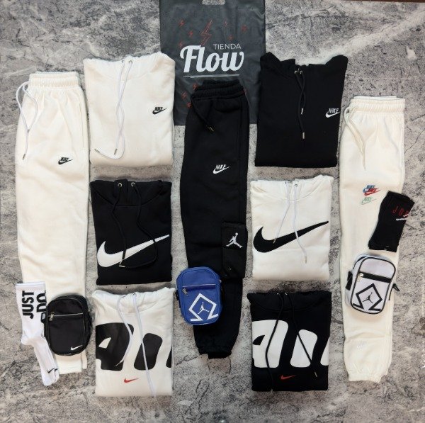 Producto - Promo x3 prendas (buzo y/o pantalon) + medias de regalo