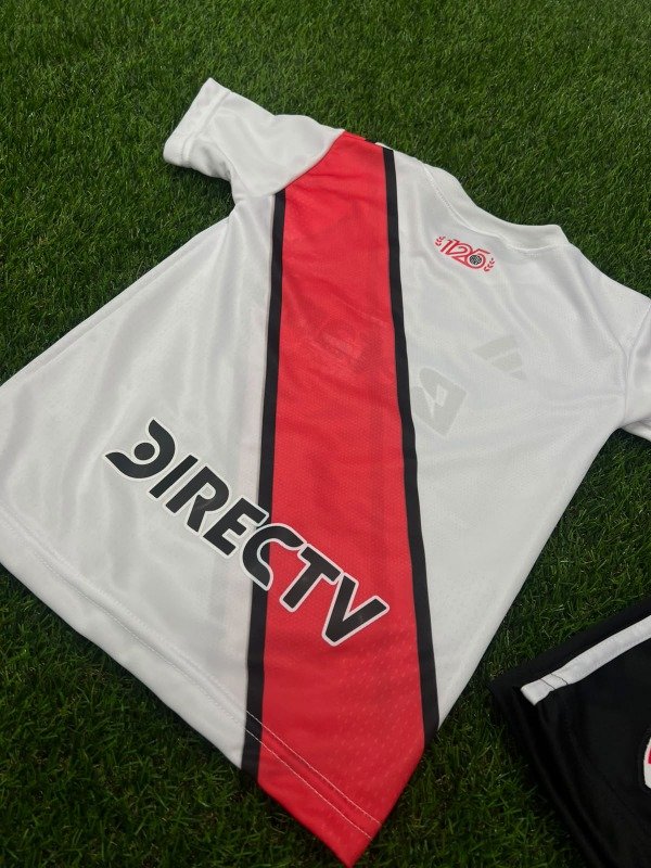 Producto - Conjunto Titular River Plate camiseta más short bebé - 1