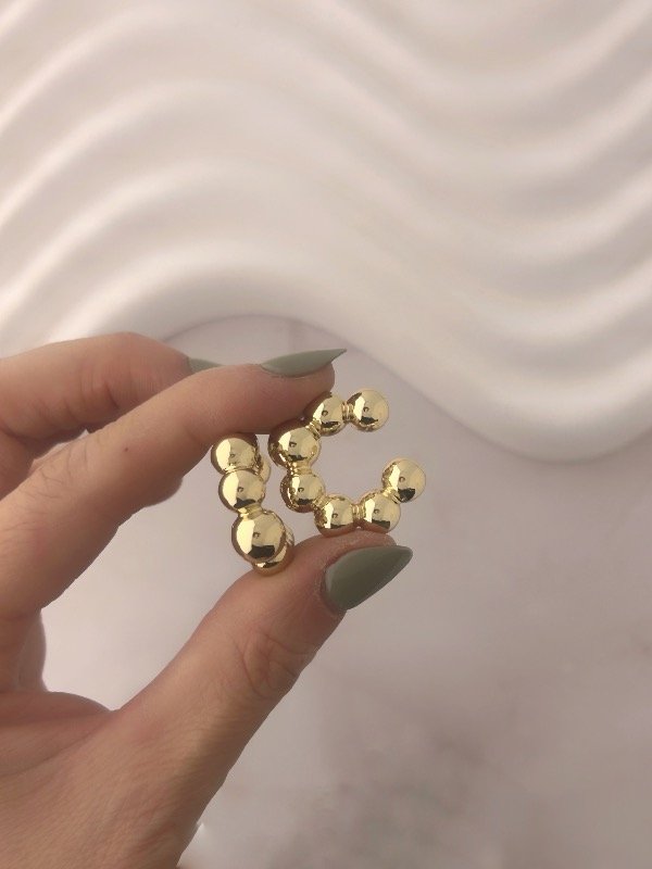 Producto - PAR DE AROS CUFF DORADOS 4605