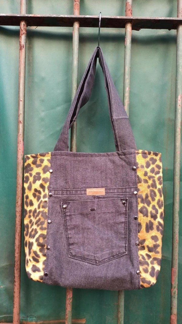 Producto - Minibag Print y negra