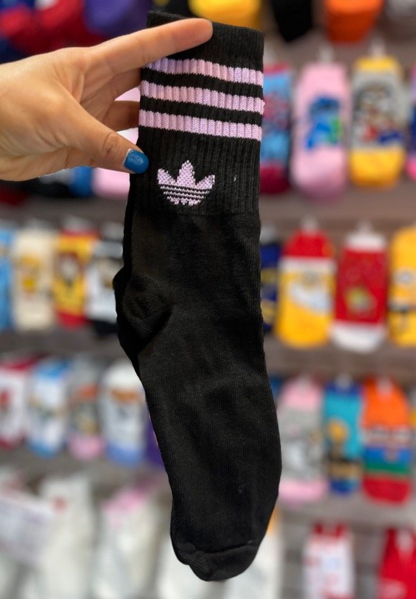 Producto - Tenis Adds negras con líneas lilas