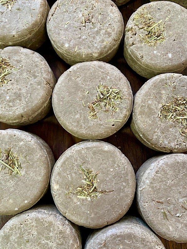 Producto - Shampoo Sólido Anti Caída de Romero y Ortiga