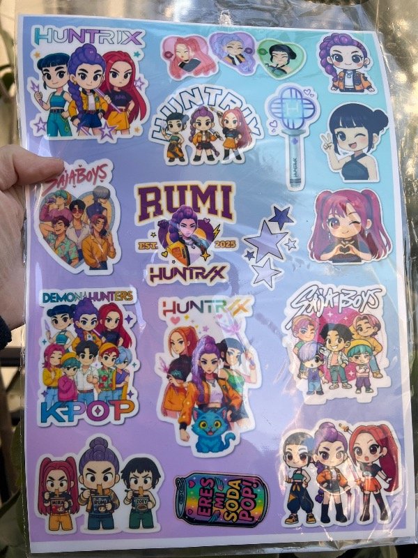 Producto - Plancha de stickers guerrera pop tornazol