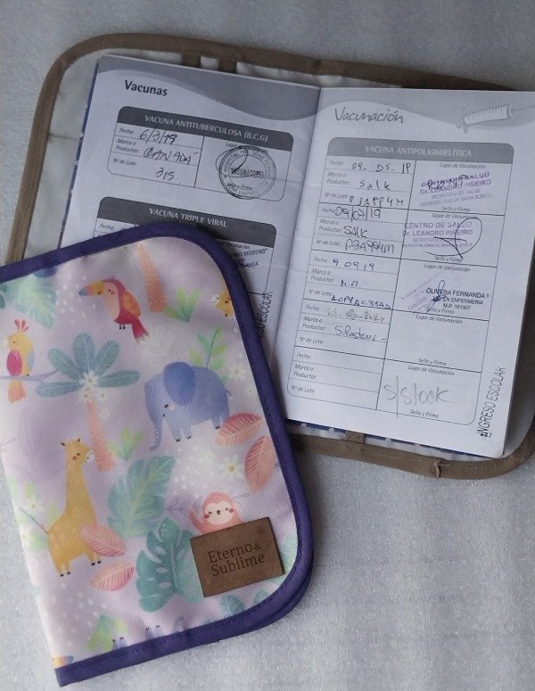 Producto - Porta libreta sanitaria