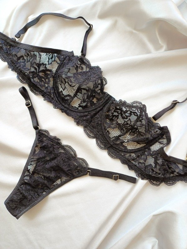 Producto - CONJUNTO NAOMI NEGRO