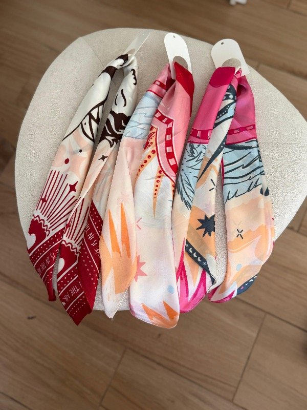 Producto - A1. Pañuelos Sedita 70x70