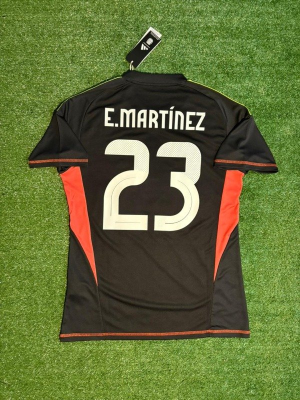 Camiseta arquero seleccion argentina 2024/25 e martinez 23 — imagen 3