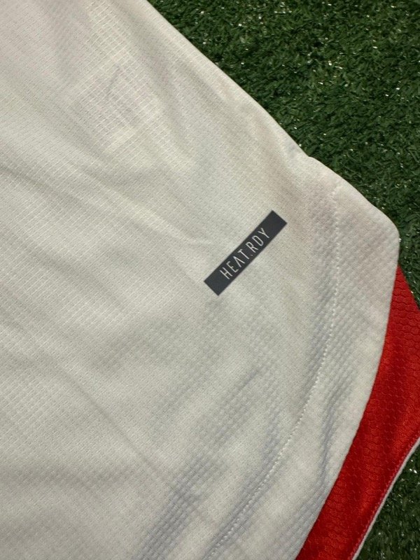 Camiseta heat.rdy titular 2021/22 (J. Álvarez 9) — imagen 5