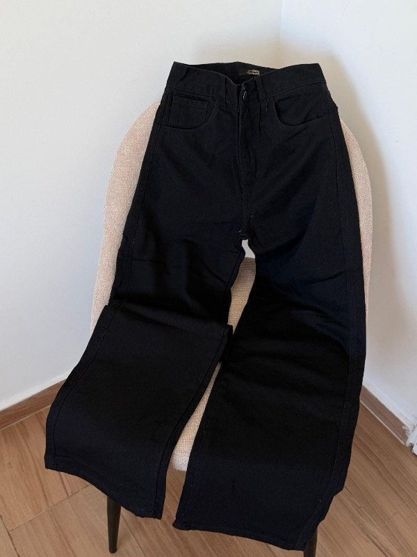 Wide Black (tiro alto/rigido) — imagen 3