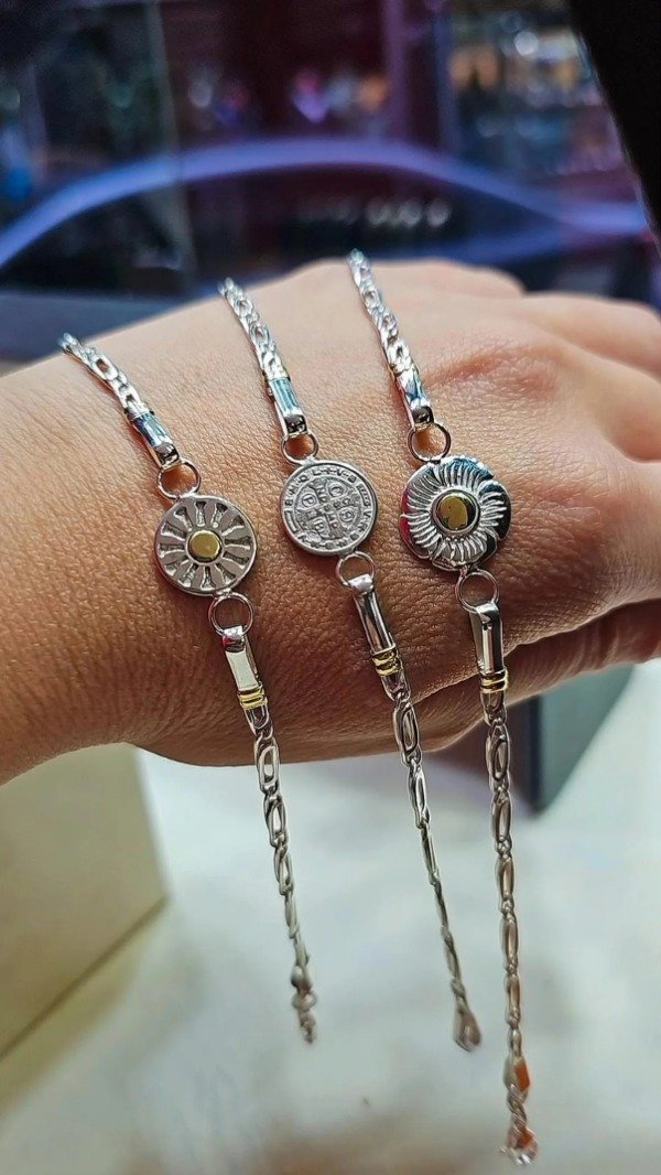 Producto - Pulseras Julianas de Plata y Oro.