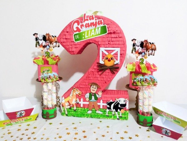Producto - Piñata granja de Zenón número personalizado
