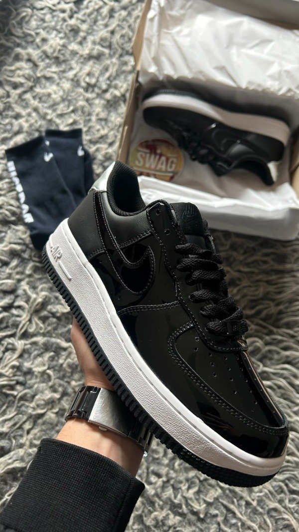 Producto - AIR FORCE 1 RUBY BLACK