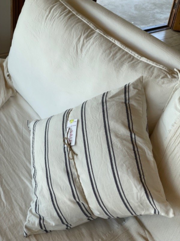 Producto - Almohadon básico rayado x 1