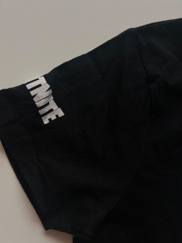 Producto - Remera negra Fortnite - 2