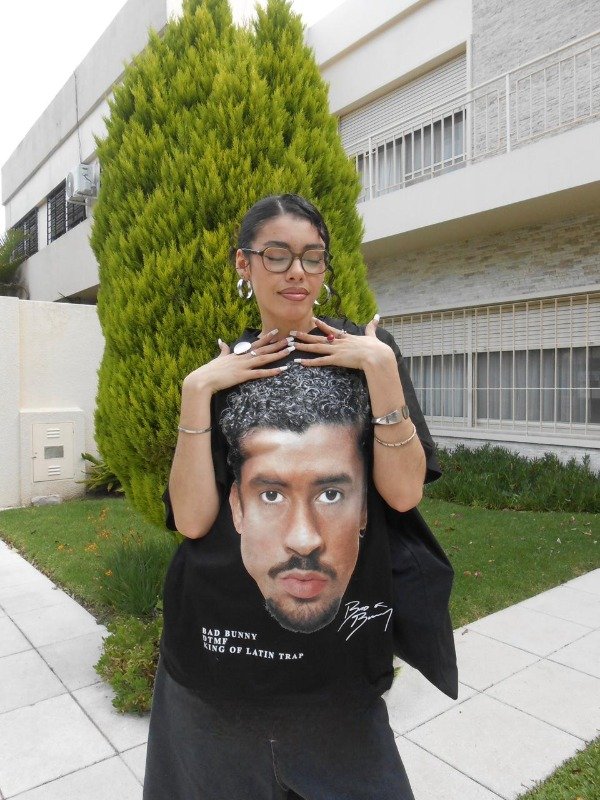 Producto - OVER BAD BUNNY