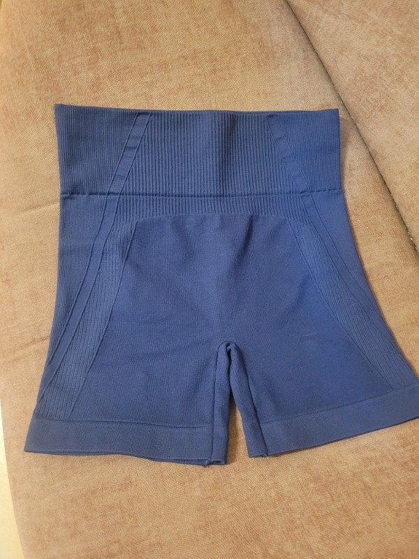 Producto - Calza corta Portia Azul Noche - Seamless - 6