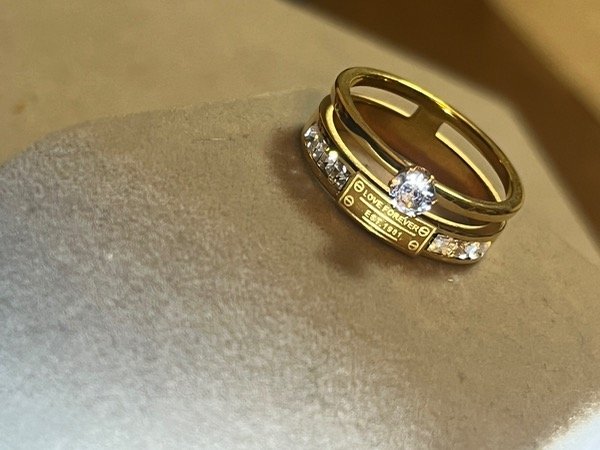 Producto - Velvet ANILLO LOVE