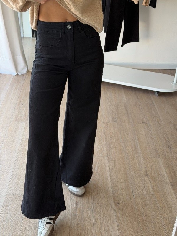 Producto - JEAN WIDE RECORTE GAB
