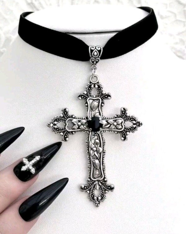 Producto - Collar cross velvet
