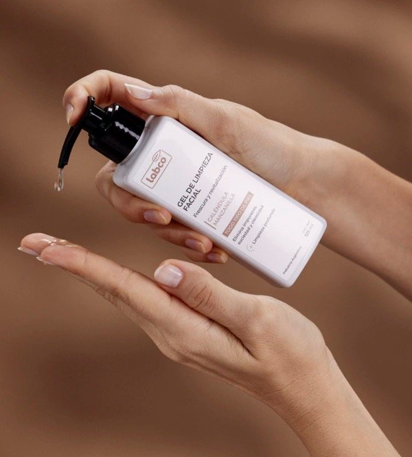 Producto - Gel de Limpieza Facial con Caléndula y Manzanilla