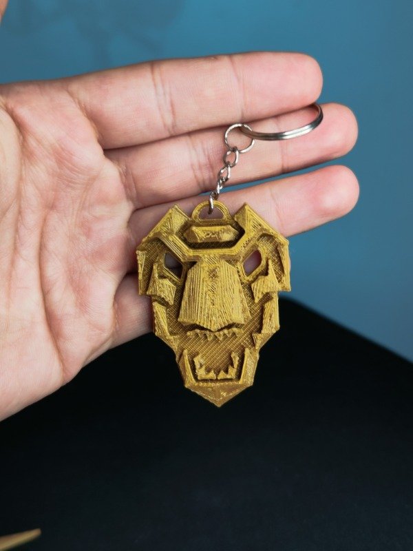 Producto - Llavero 3D / Dino Fury Power Rangers Emblema Dorado 6 cm - 0