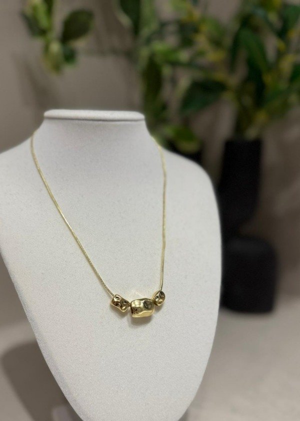 Producto - COLLAR 3 PIEDRAS