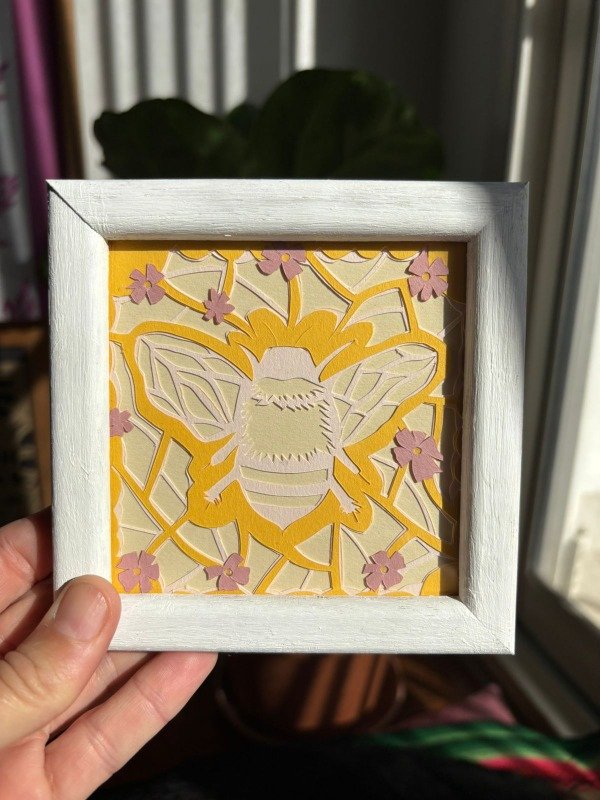 Producto - Abeja Enmarcada