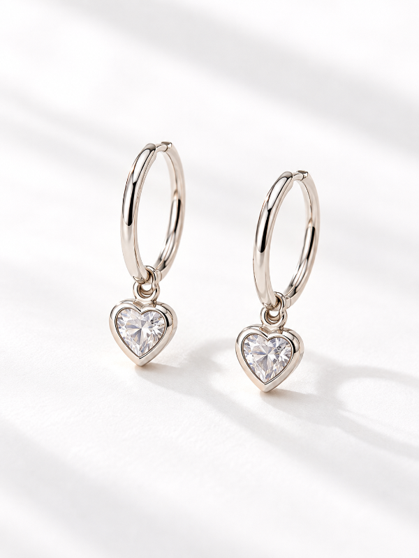 Producto - Aros argollas de plata con dije corazón piedra blanca - 0