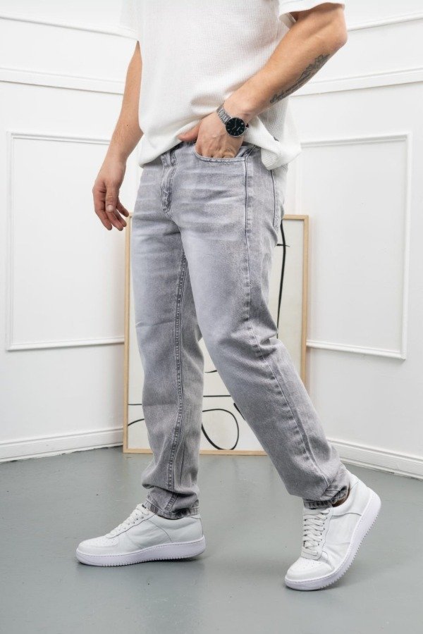 Producto - Jean Mom Gris