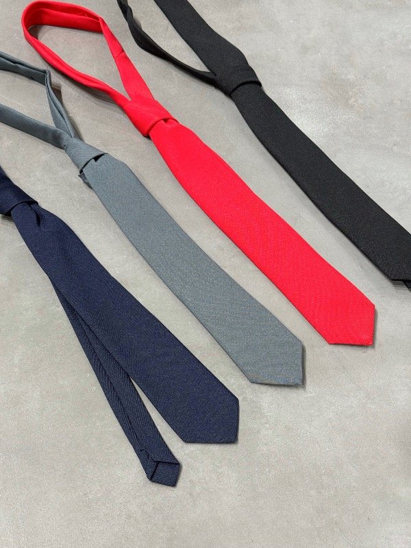 Producto - Corbatas lisas - 4 colores