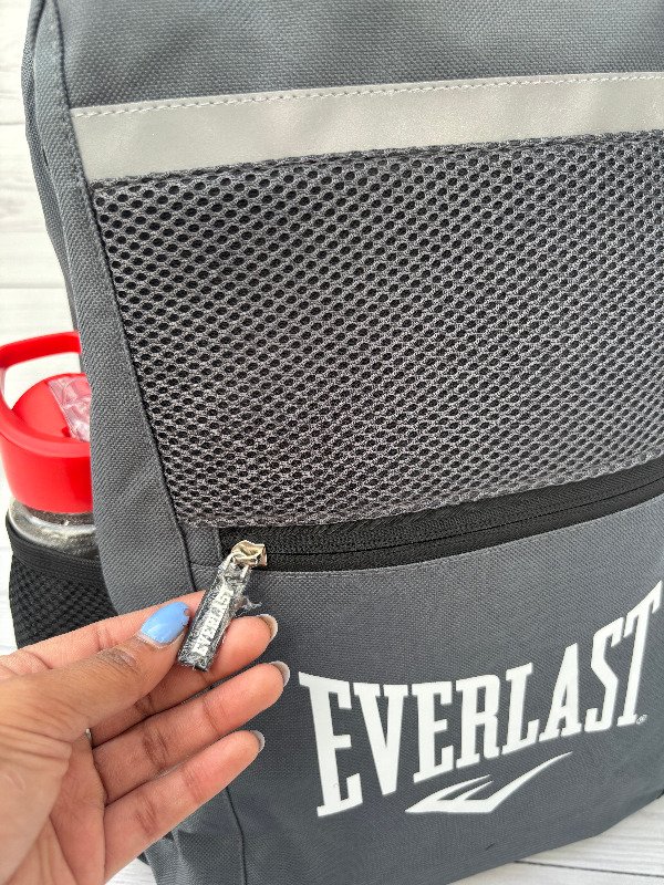 Producto - Mochila 11 - EVERLAST - 2