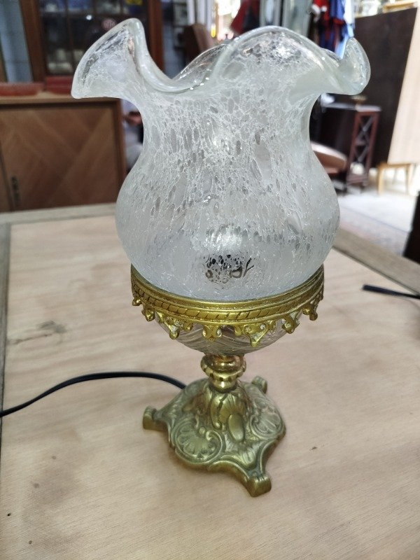 Producto - Antigüo velador noche