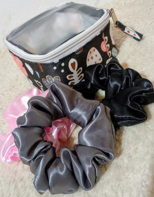 Producto - MINI NECESER CUBO + 3 SCRUNCHIES (A PEDIDO) - 1
