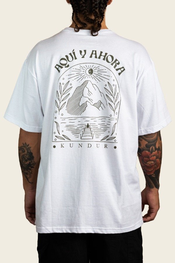 Producto - Remera Aquí y Ahora