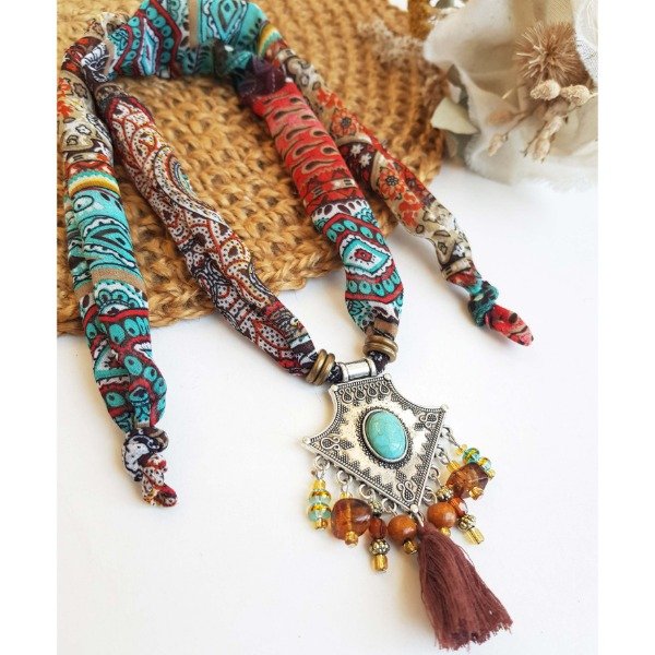 Producto - COLLAR POMA