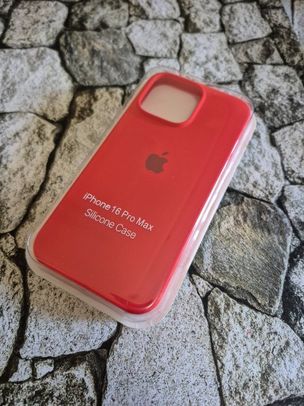 Producto - Funda silicone case logo Iphone 16 Pro Max roja