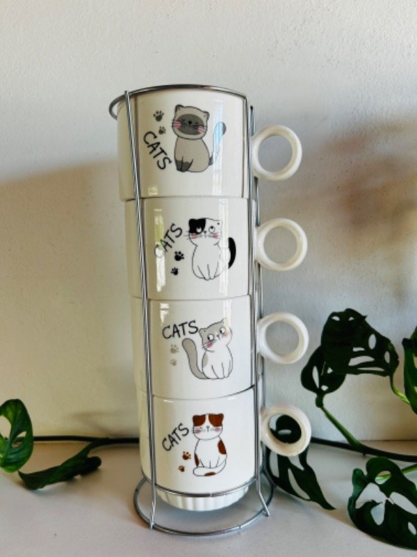 Producto - Torre de tazas Gatito grandes con soporte