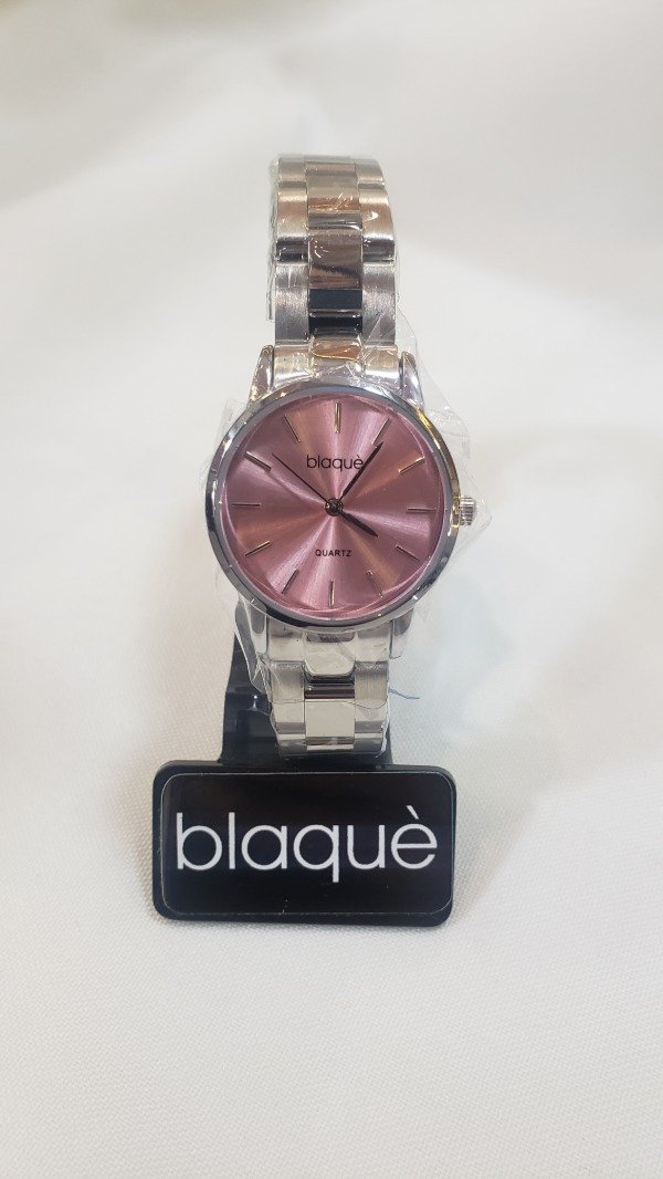 Producto - Reloj Blaqué fondo rosa