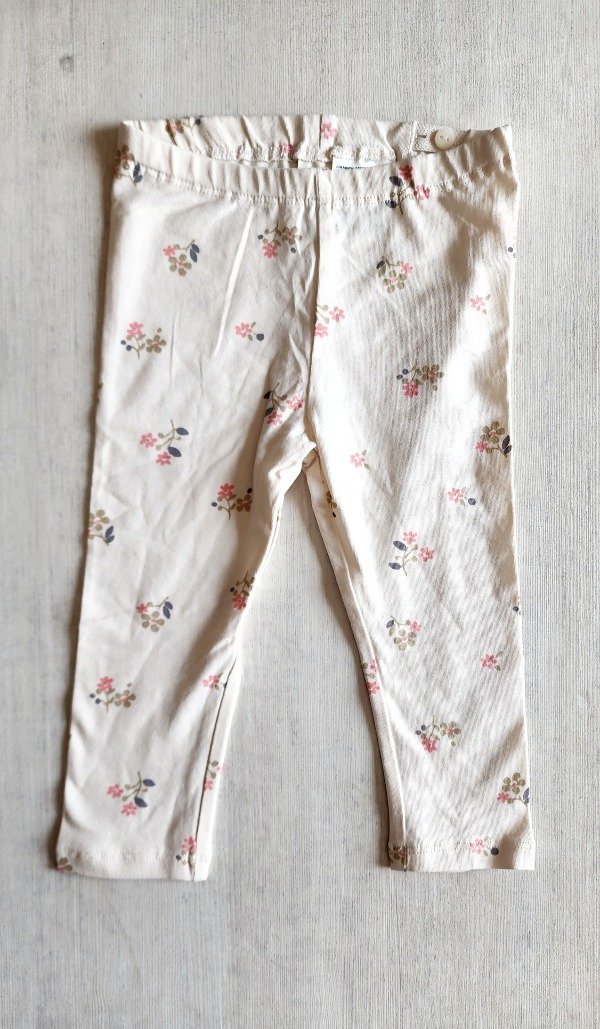 Calza HyM talle 1/2 flores — imagen 2