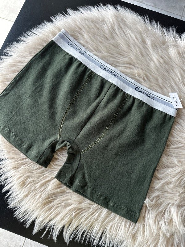 Producto - BÓXER CALVIN KLEIN SIN CAJA VERDE MILITAR