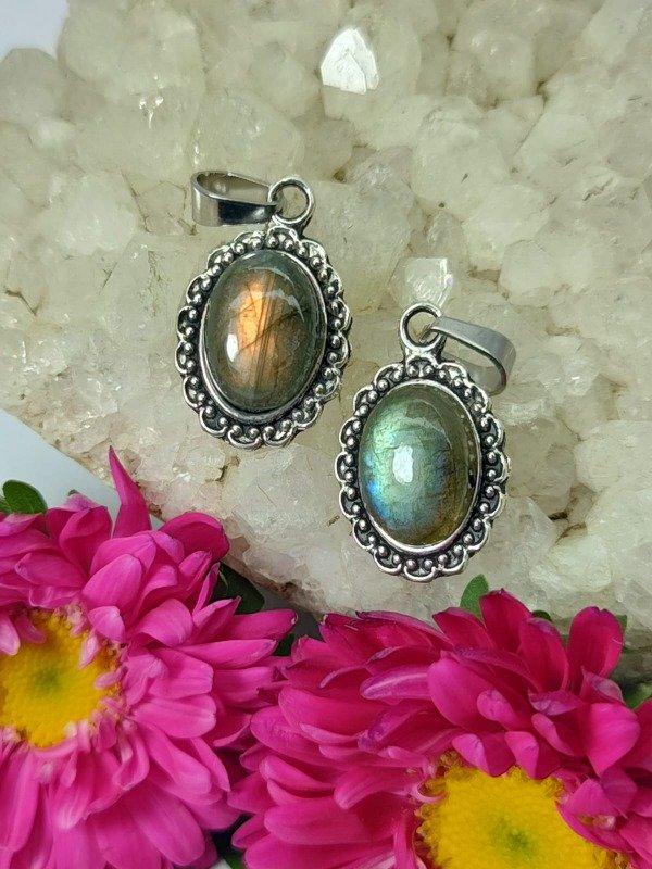 Producto - Dije Camafeo con Piedra Labradorita Madagascar Mini