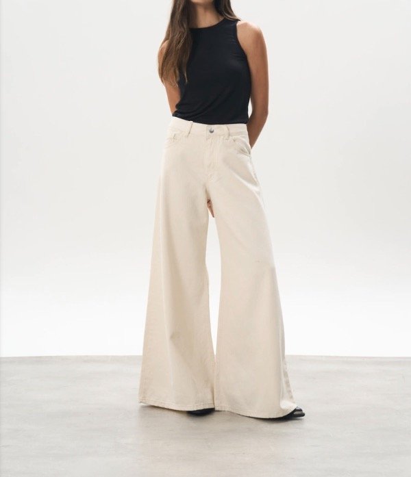 Producto - JEAN MEGA WIDE LATTE SALE!