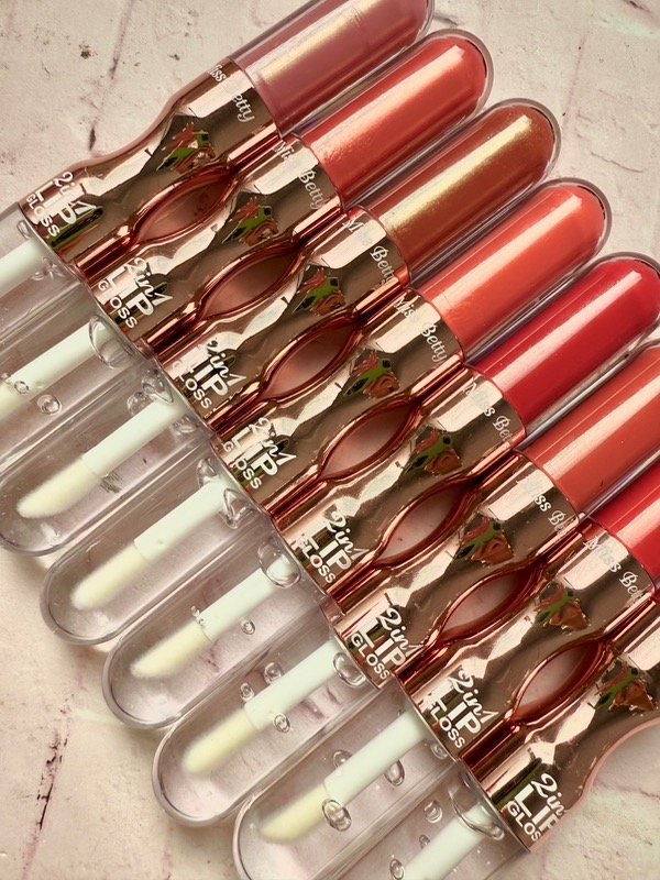 Producto - Labial doble indeleble/gloss miss betty