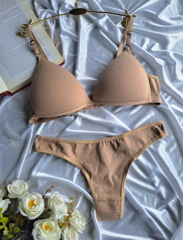 Producto - CONJUNTO DE ALGODÓN TRIANGULITO BEIGE (A11)