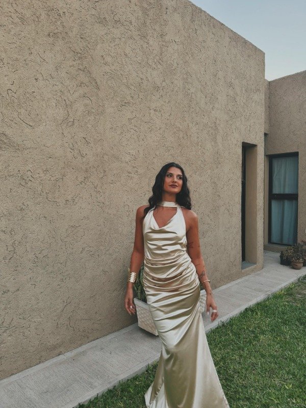 Producto - Vestido a medida para Lourdes