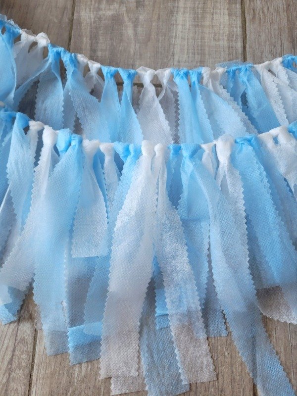 Producto - Guirnaldas de Tíras de Friselina Celeste y Blanco x1,5mts Argentina
